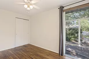 1405 Broadmoor Dr, Austin, TX 78723 - Photo 18