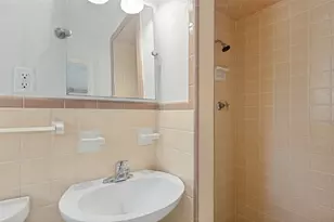 1405 Broadmoor Dr, Austin, TX 78723 - Photo 16