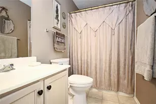 762 Pinehurst Dr Dr, New Braunfels, TX 78130 - Photo 24