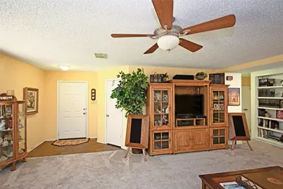 762 Pinehurst Dr Drive, New Braunfels, TX 78130 - Photo 10