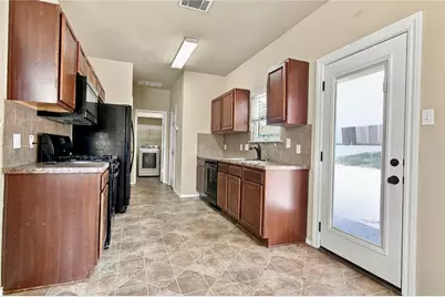 164 Regent Cove, Kyle, TX 78640 - Photo 10