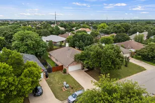 1106 Woodview Dr, Leander, TX 78641 - Photo 34