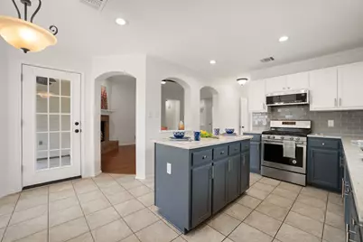 1106 Woodview Drive, Leander, TX 78641 - Photo 14