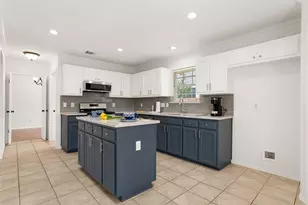 1106 Woodview Dr, Leander, TX 78641 - Photo 12