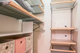 910 W 25th St, Austin, TX 78705 - Photo 22