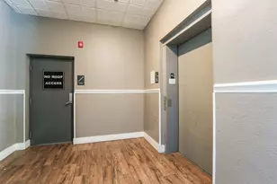 910 W 25th St, Austin, TX 78705 - Photo 28