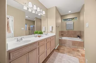 226 Cedar Hills Dr, Elgin, TX 78621 - Photo 20