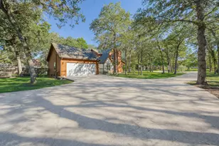 226 Cedar Hills Dr, Elgin, TX 78621 - Photo 36