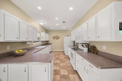 226 Cedar Hills Drive, Elgin, TX 78621 - Photo 12