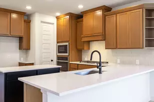 808 Lariat Loop, Liberty Hill, TX 78642 - Photo 6