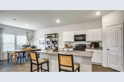 11524 Rush Lane, Elgin, TX 78621 - Photo 10