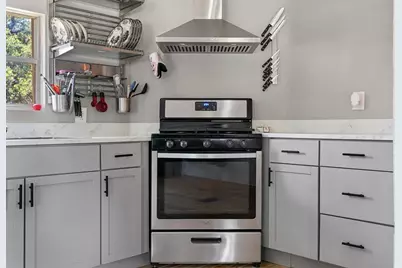 22601 Dewberry Hollow, Leander, TX 78641 - Photo 10