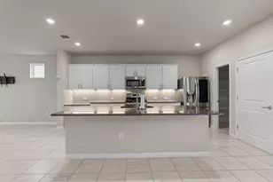 8809A Whitter Dr, Austin, TX 78747 - Photo 8
