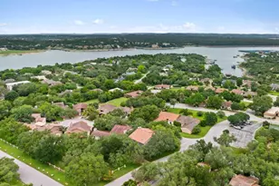 201 Crescent Bluff, Lakeway, TX 78734 - Photo 36