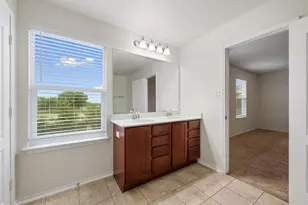 10909 Helms Deep Dr, Austin, TX 78754 - Photo 20