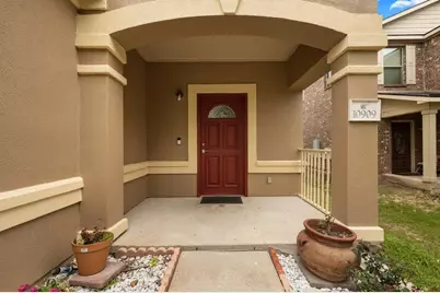 10909 Helms Deep Drive, Austin, TX 78754 - Photo 2