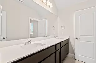 221 Bent Crk Ln, Georgetown, TX 78628 - Photo 28