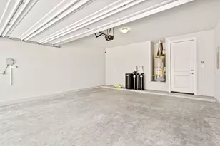 221 Bent Crk Ln, Georgetown, TX 78628 - Photo 20