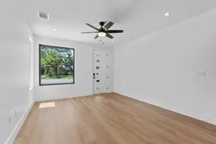 1402 Beckett St, Austin, TX 78757 - Photo 6
