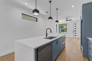 1402 Beckett St, Austin, TX 78757 - Photo 10