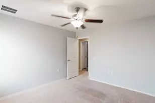 3516 Breckenridge Dr, Austin, TX 78744 - Photo 34