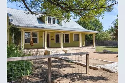 1809 Wilson Street, Bastrop, TX 78602 - Photo 2