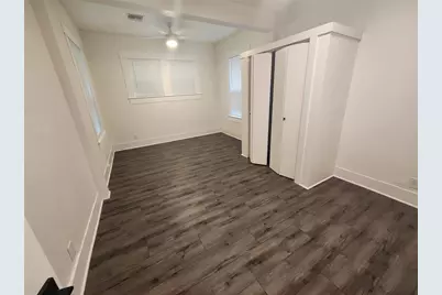 610 W 35th Street #B, Austin, TX 78705 - Photo 12