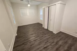 610 W 35th St, Austin, TX 78705 - Photo 12