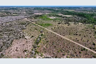 1703 Post Oak Road, La Grange, TX 78945 - Photo 2