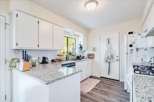 800 Terrell Hill Dr, Austin, TX 78704 - Photo 6