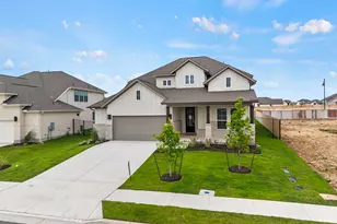 217 Pacific Grove Cir, Liberty Hill, TX 78642 - Photo 4