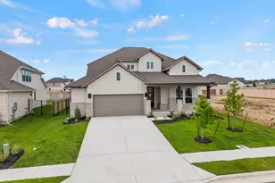 217 Pacific Grove Cir, Liberty Hill, TX 78642 - Photo 2