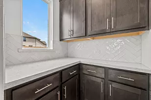 217 Pacific Grove Cir, Liberty Hill, TX 78642 - Photo 12