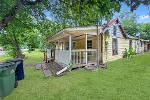 303 N Lexington St, Holland, TX 76534 - Photo 2