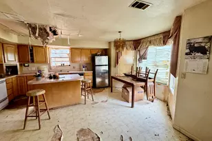 2501 Belaire W Ln, Marble Falls, TX 78654 - Photo 10