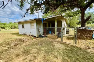 2501 Belaire W Ln, Marble Falls, TX 78654 - Photo 6