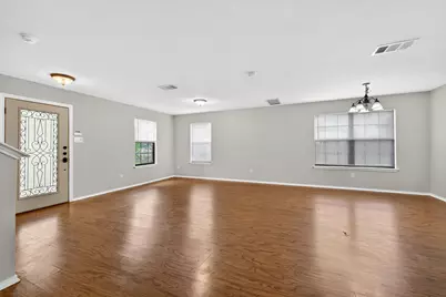204 Lauren Loop, Leander, TX 78641 - Photo 4