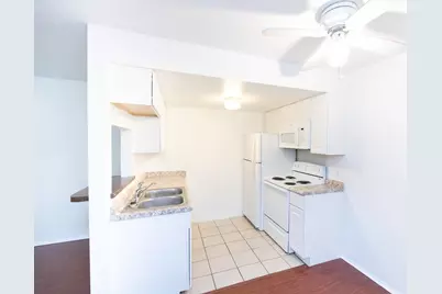 710 E Dean Keaton Street #211, Austin, TX 78705 - Photo 2
