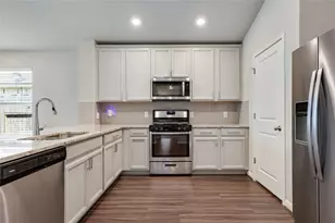 12405 Amber Lynn Path, Manor, TX 78653 - Photo 8
