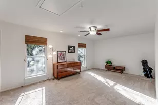 4002 Biscay Dr, Austin, TX 78759 - Photo 26