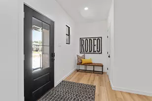 118 Waimanalo Ln, Bastrop, TX 78602 - Photo 4