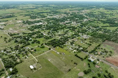 921 9th Street, Lexington, TX 78947 - Photo 18