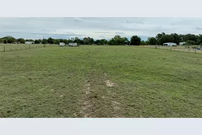 921 9th Street, Lexington, TX 78947 - Photo 8