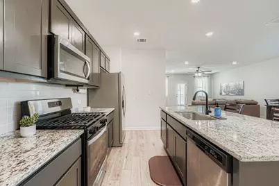 148 Gullivers Drive, Elgin, TX 78621 - Photo 10