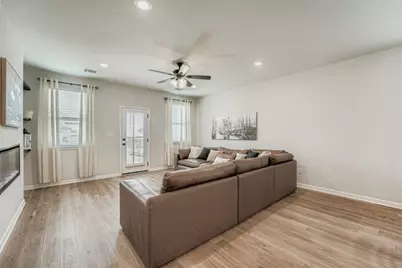 148 Gullivers Drive, Elgin, TX 78621 - Photo 4