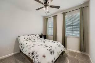 148 Gullivers Dr, Elgin, TX 78621 - Photo 16