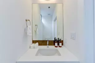 2501 E 4th St, Austin, TX 78702 - Photo 24