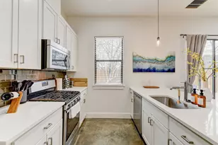 2501 E 4th St, Austin, TX 78702 - Photo 8