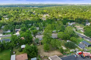1905 Bissel Ln, Austin, TX 78745 - Photo 34