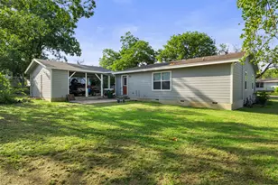 1905 Bissel Ln, Austin, TX 78745 - Photo 6